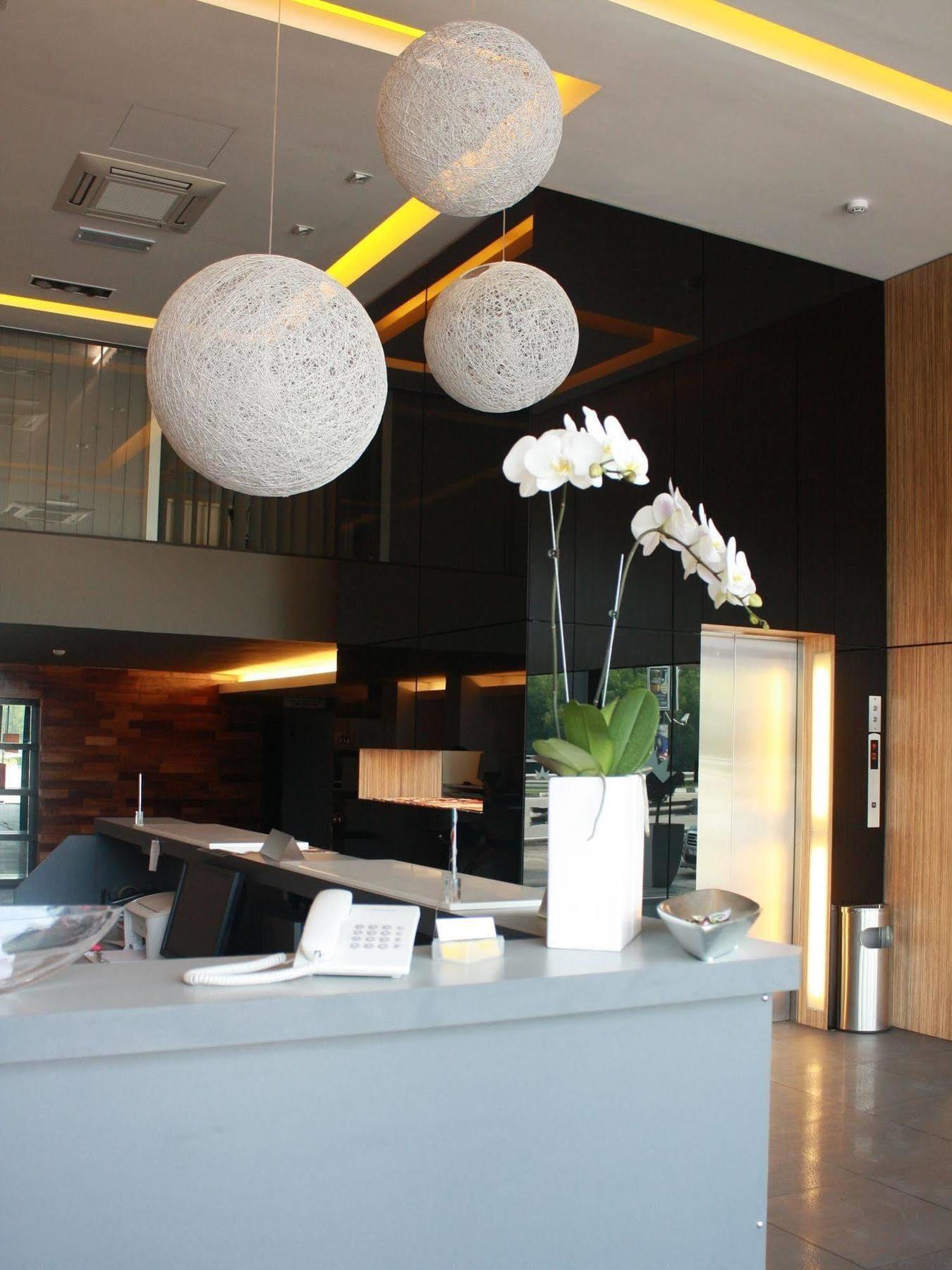 Vivo Hotel Куантан Экстерьер фото
